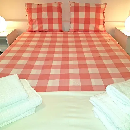 Апартаменты Alfama Beco Da Lapa Flat